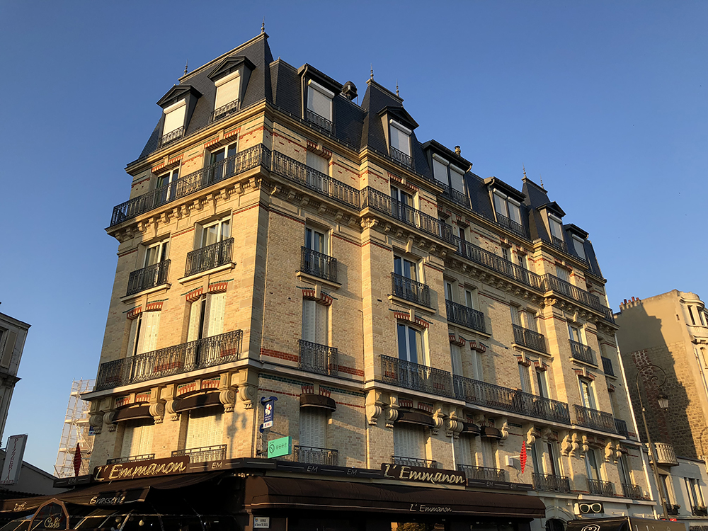 Après travaux de ravalement en copropriété  à Maisons-Laffitte dans les Yvelines (78) Avenue du Général de Gaulle 