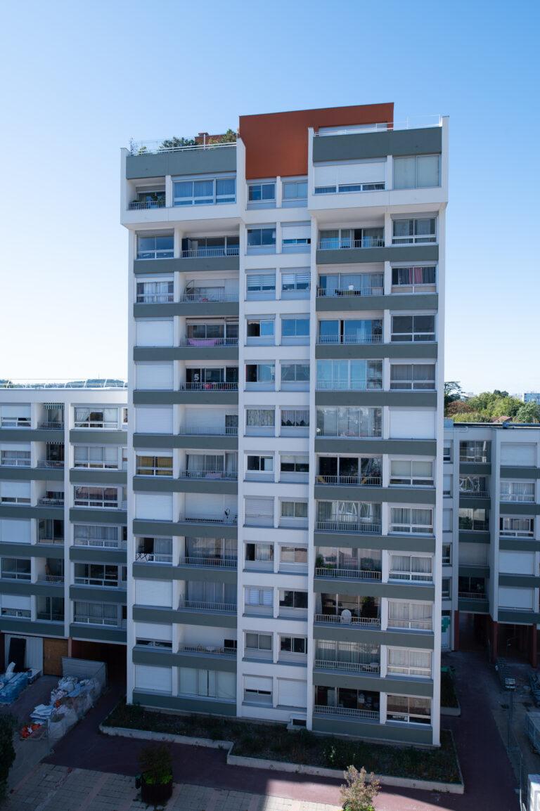 Réalisation De Rénovation Énergétique au 4-16 PLACE CHARLES DE GAULLE RESIDENCE LES CYCLADES – 95210 SAINT-GRATIEN